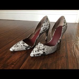 Reiss Snake print 3” heels